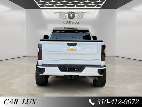 Used 2022 Chevrolet Silverado 2500 Custom w/ Custom Convenience Package AWD/4WD image 4