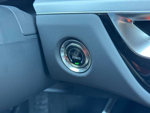 New 2025 Cadillac Lyriq Luxury image 30