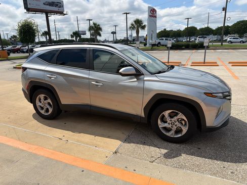 Used 2024 Hyundai Tucson SEL FWD image 11