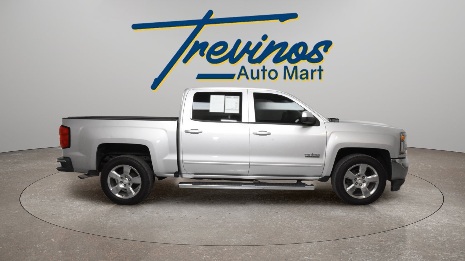Used 2017 Chevrolet Silverado 1500 LT w/ Texas Edition RWD image 5