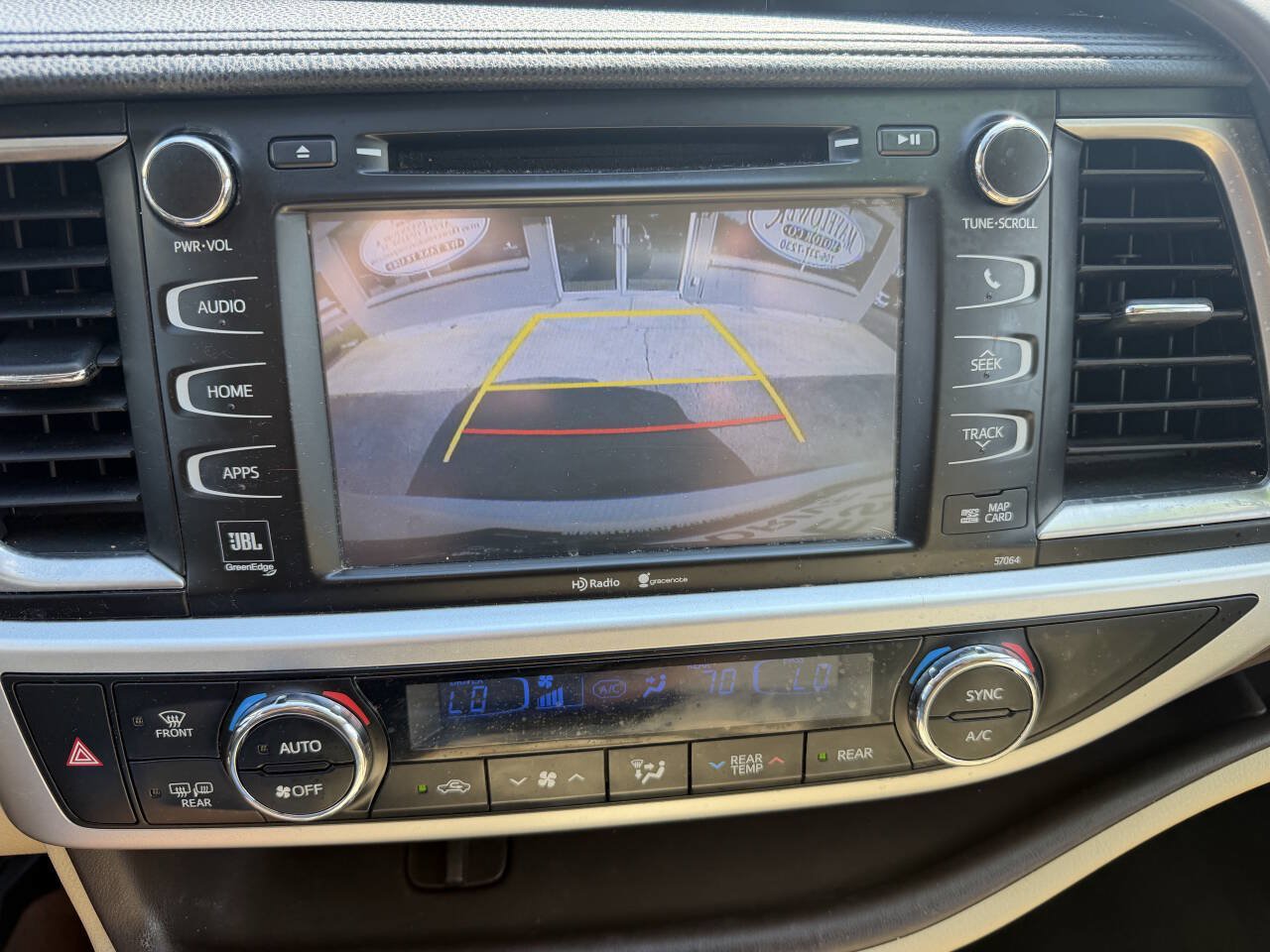 Used 2015 Toyota Highlander Limited Platinum AWD/4WD image 14