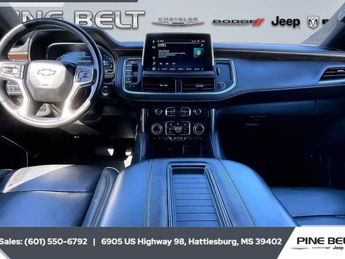 Used 2023 Chevrolet Suburban Premier image 13