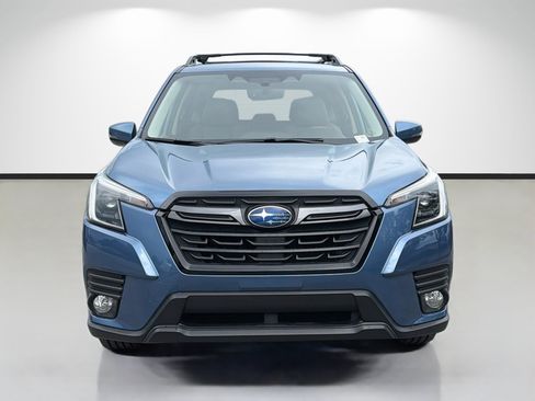 Certified 2022 Subaru Forester Limited AWD/4WD image 8