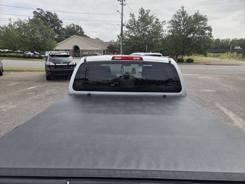Used 2012 Nissan Frontier S AWD/4WD image 5