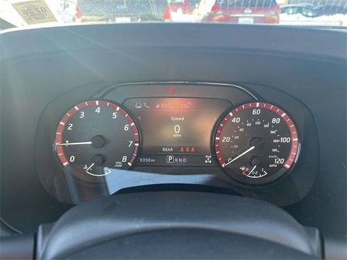 Used 2025 Nissan Frontier PRO-4X image 24