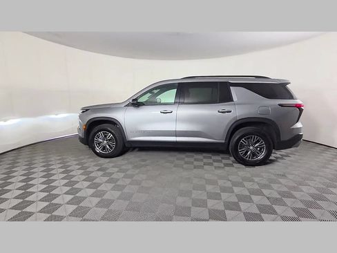 Used 2024 Chevrolet Traverse LT AWD/4WD image 45