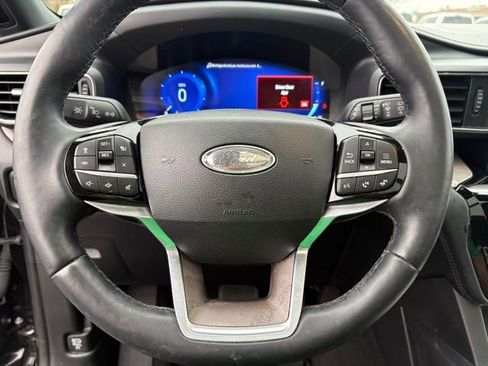 Used 2023 Ford Explorer Platinum w/ Technology Package image 20