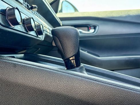 Used 2023 Honda Accord LX image 45