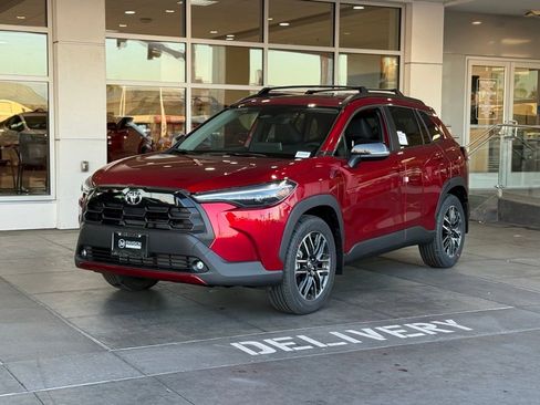New 2026 Toyota Corolla Cross XLE image 2