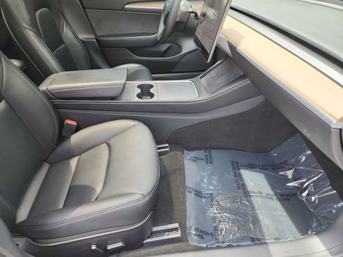 Used 2021 Tesla Model 3 Standard Range Plus RWD image 18