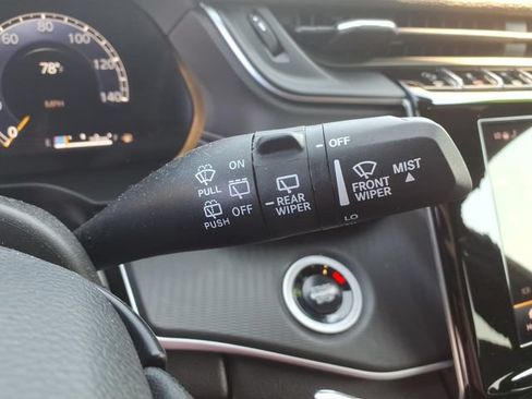 Certified 2024 Jeep Grand Cherokee L Altitude AWD/4WD image 21