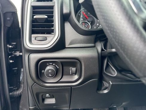New 2026 RAM 1500 Express AWD/4WD image 26