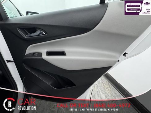 Used 2022 Chevrolet Equinox LS image 48