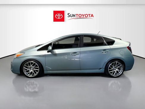 Used 2015 Toyota Prius Two image 7