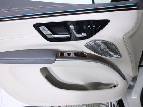 Used 2025 Mercedes-Benz EQS 450+ 4MATIC SUV image 9