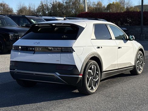 Used 2024 Hyundai Ioniq 5 SEL image 4