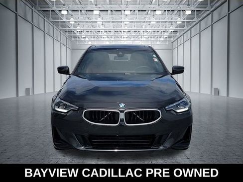 Used 2025 BMW 230i Coupe w/ Convenience Package RWD image 9