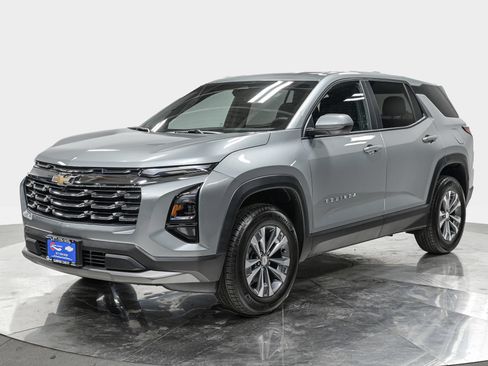 Used 2026 Chevrolet Equinox LT w/ Convenience Package II AWD/4WD image 1