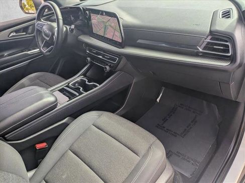 Used 2024 Chevrolet Traverse LS w/ Midnight/Sport Edition image 21