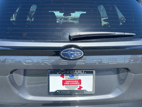 Used 2026 Subaru Forester Premium AWD/4WD image 31