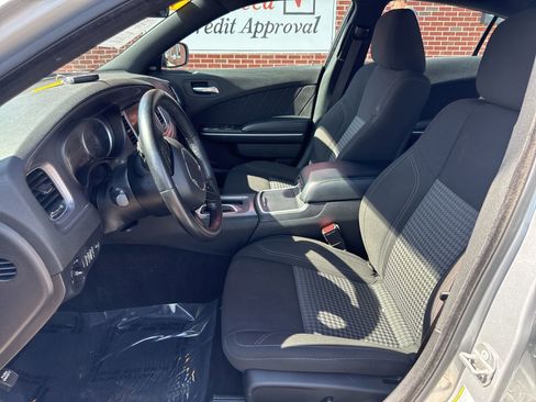 Used 2023 Dodge Charger SXT image 11