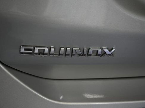 Used 2020 Chevrolet Equinox LT AWD/4WD image 10
