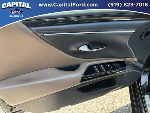 Used 2023 Lexus ES 350 w/ Accessory Package (Z1) FWD image 20