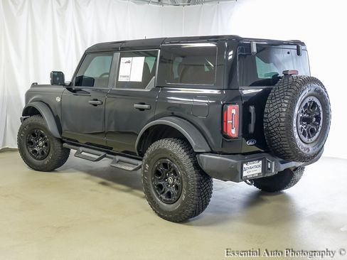 Used 2024 Ford Bronco Wildtrak image 8