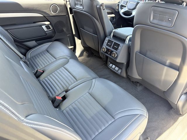 Used 2023 Land Rover Discovery HSE R-Dynamic AWD/4WD image 23