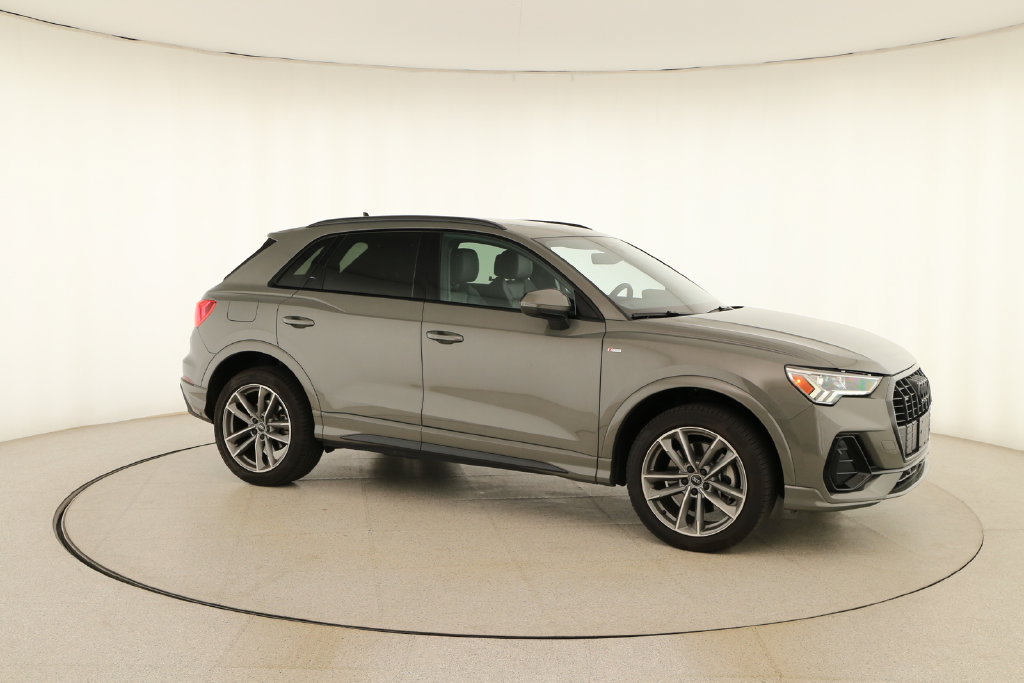 Certified 2024 Audi Q3 2.0T Premium Plus w/ Premium Plus Package AWD/4WD image 9