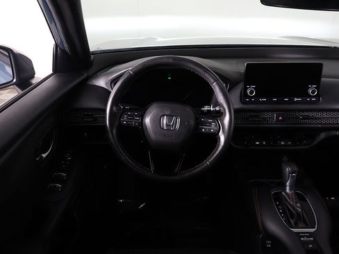Used 2025 Honda HR-V Sport image 33