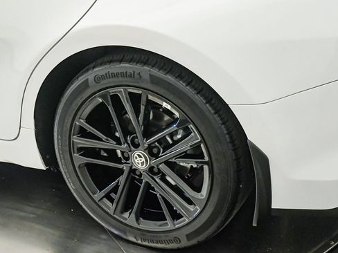 Used 2025 Toyota Camry SE w/ Multimedia Upgrade Package FWD image 11