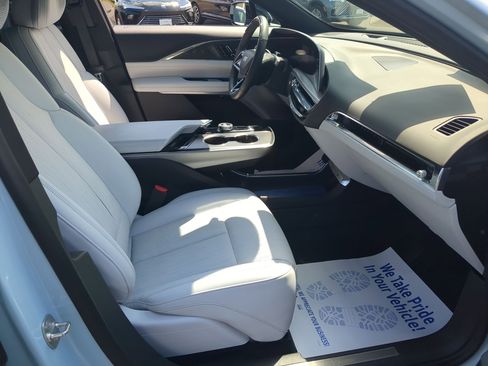 Certified 2024 Cadillac Lyriq Sport RWD image 27