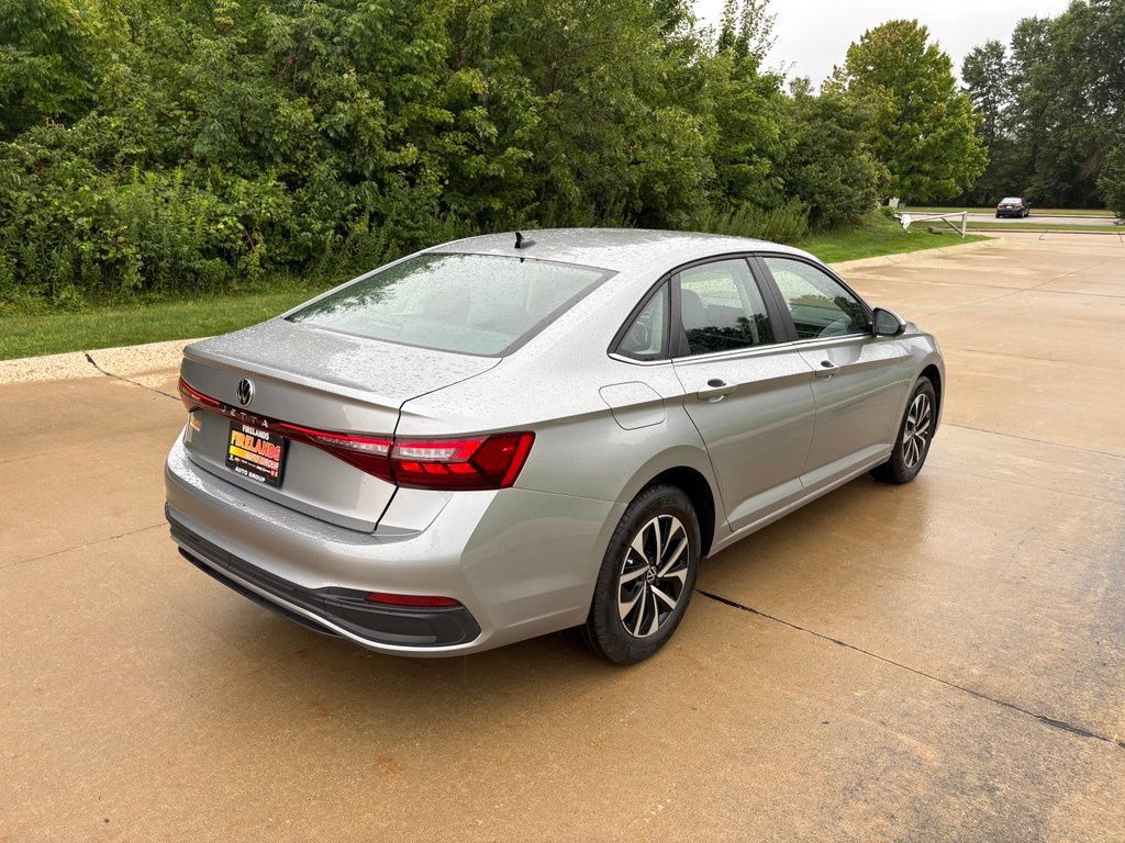 Used 2026 Volkswagen Jetta S FWD image 9
