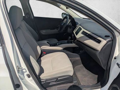 Certified 2021 Honda HR-V EX image 18