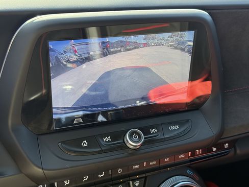 Used 2022 Chevrolet Camaro ZL1 image 21