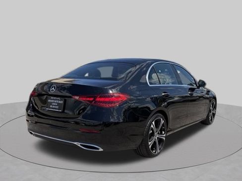 Used 2025 Mercedes-Benz C 300 Sedan image 6
