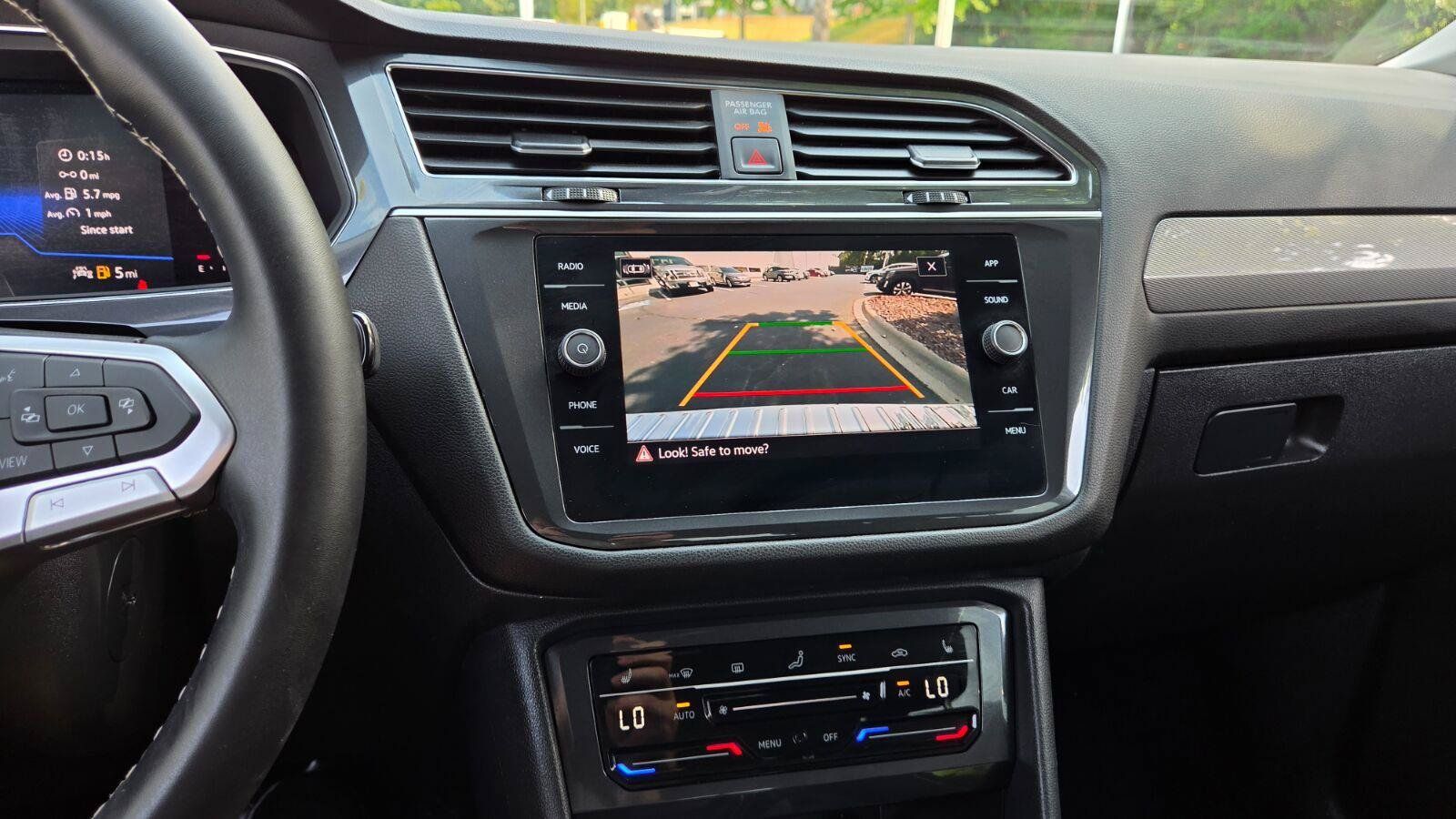 Certified 2023 Volkswagen Tiguan SE AWD/4WD image 30