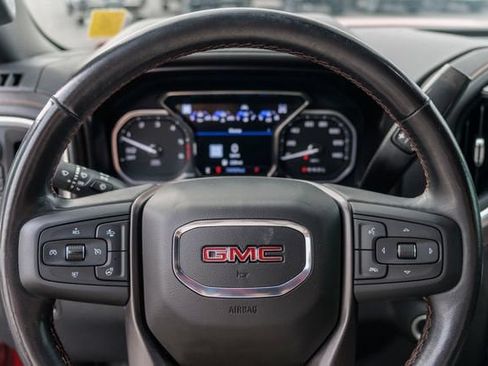 Used 2021 GMC Sierra 1500 AT4 w/ AT4 Premium Package AWD/4WD image 17