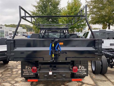 New 2024 Ford F550 4x4 Regular Cab Super Duty image 29