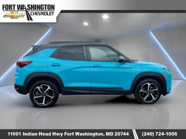 Used 2021 Chevrolet TrailBlazer RS w/ Convenience Package FWD image 2