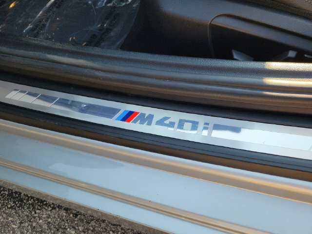 Used 2020 BMW Z4 M40i w/ Executive Package RWD image 20