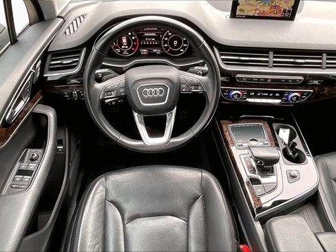 Used 2018 Audi Q7 3.0T Prestige w/ Prestige Package AWD/4WD image 6