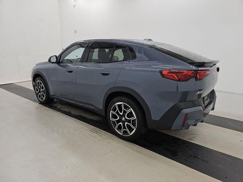 Used 2025 BMW X2 xDrive28i image 6