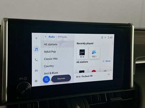 Used 2024 Toyota RAV4 LE image 19