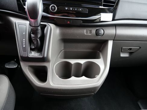 Used 2023 Ford Transit 350 XLT image 20