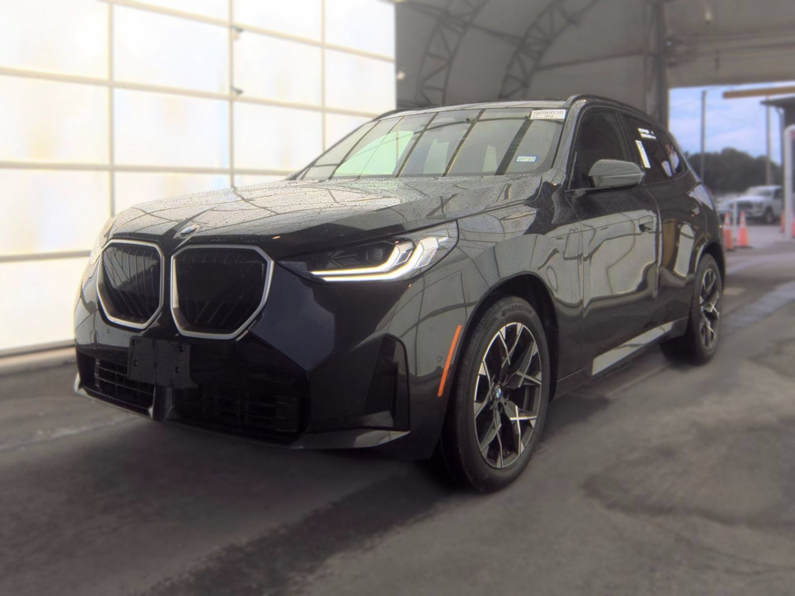 Used 2025 BMW X3 xDrive30i w/ Premium Package AWD/4WD image 1
