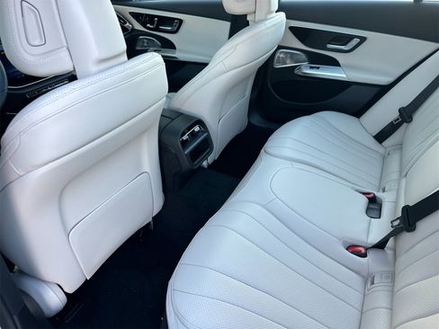 New 2026 Mercedes-Benz E 450 4MATIC All-Terrain Wagon image 12