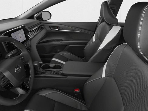 New 2026 Toyota Camry SE FWD image 6