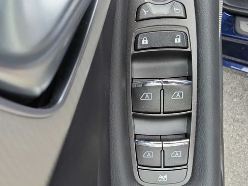 Used 2022 INFINITI Q50 Luxe AWD/4WD image 19